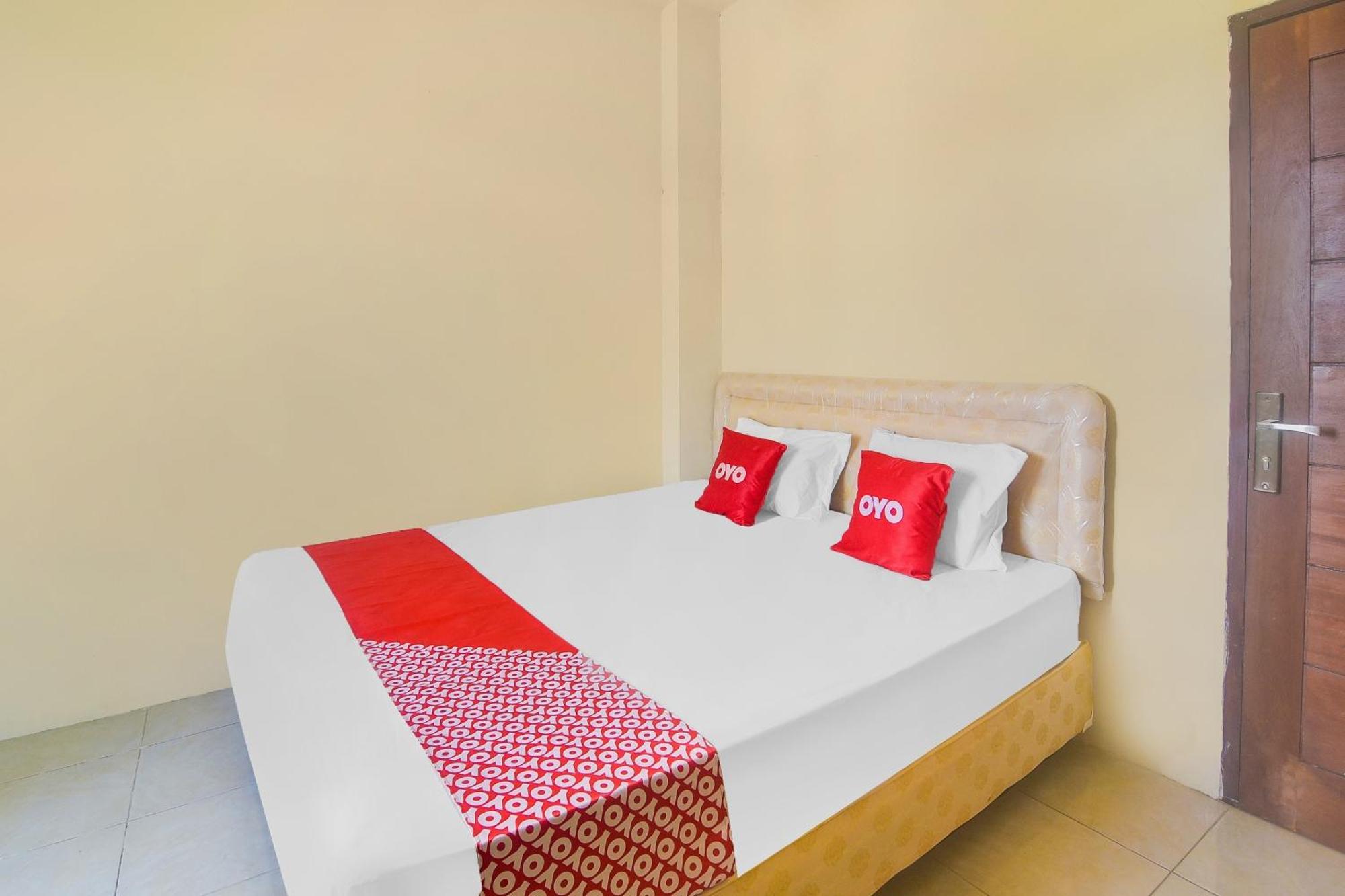 Oyo 91755 Priska Kost Dan Hotel Manado