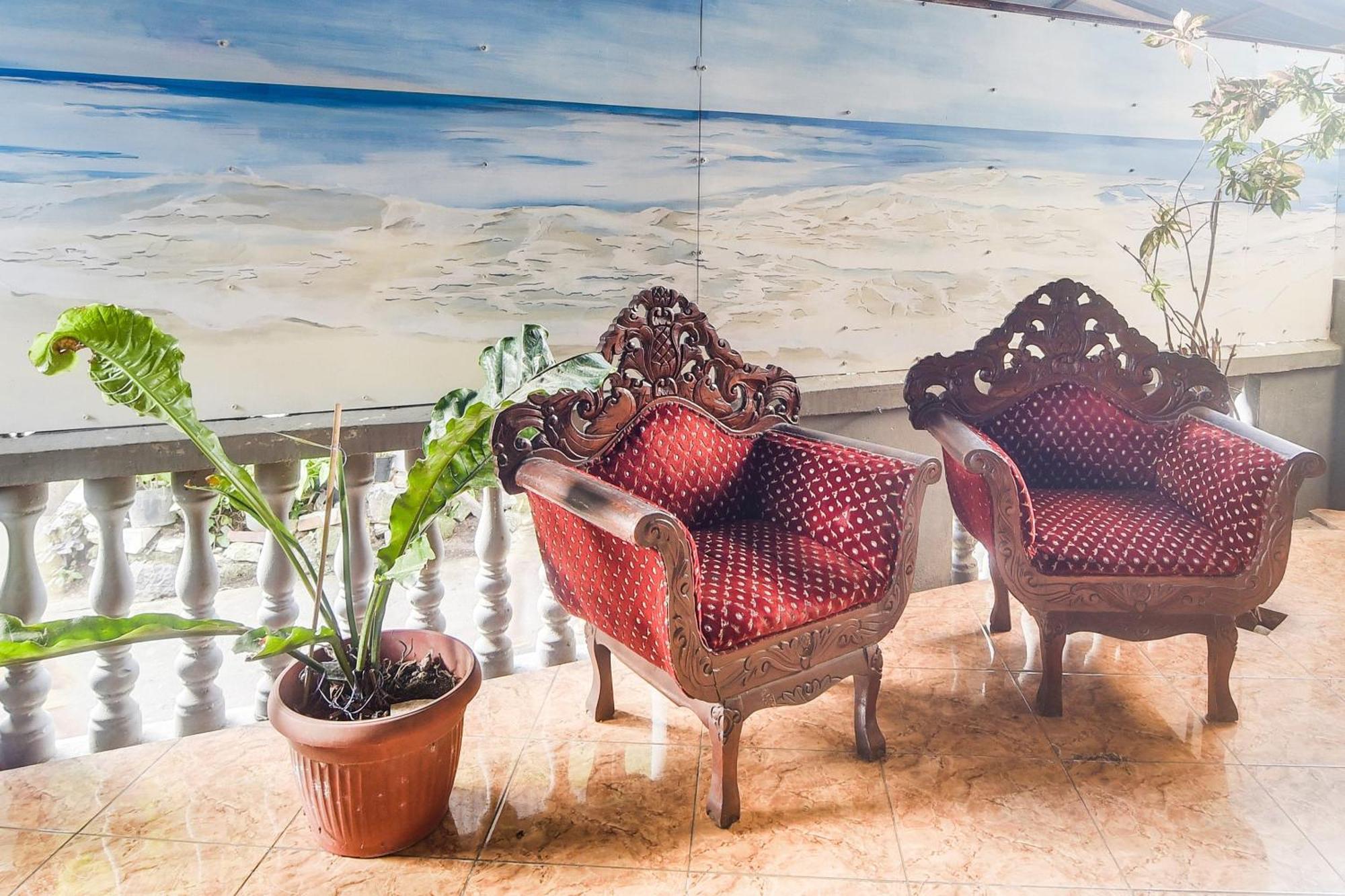Hotel Oyo 91755 Priska Kost Dan