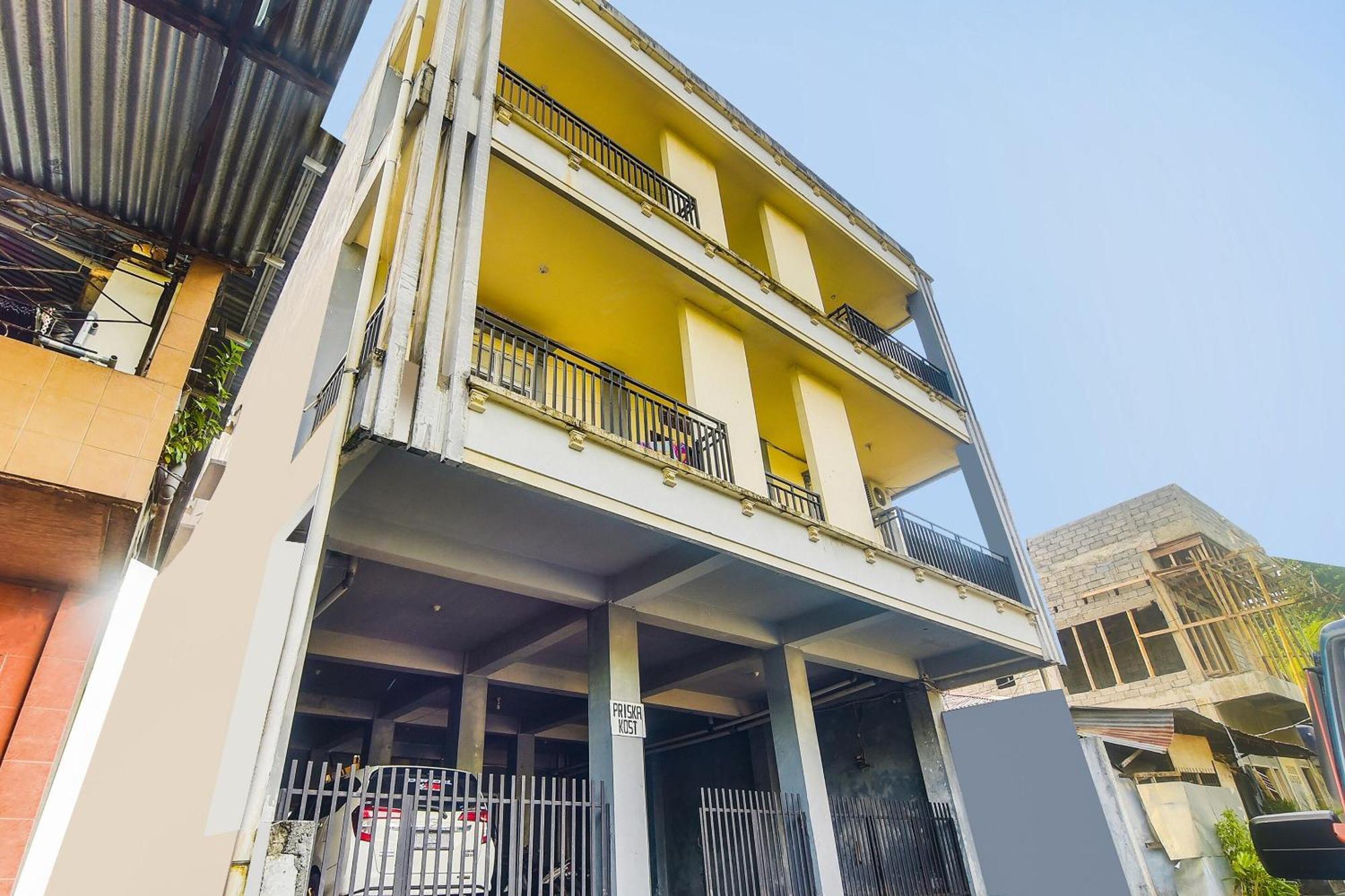 Hotel Oyo 91755 Priska Kost Dan